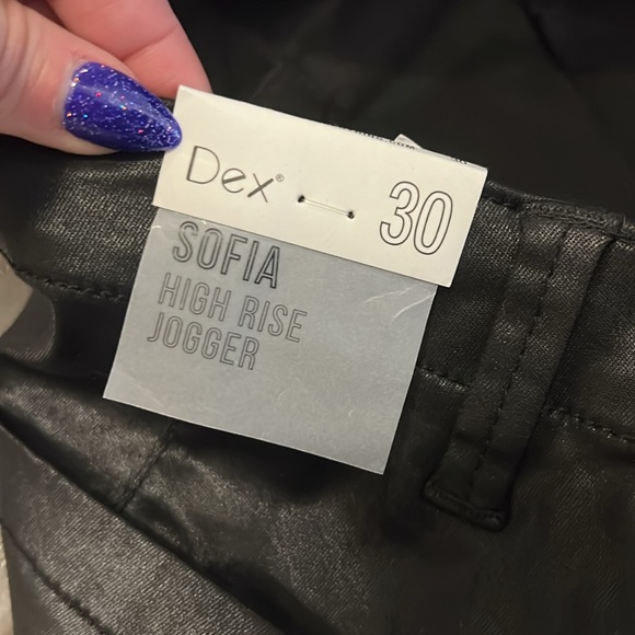 NWT DEX Sofia High Rise Coated Jogger - Black - Picture 8 of 8